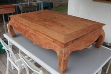 Table basse en bois marron