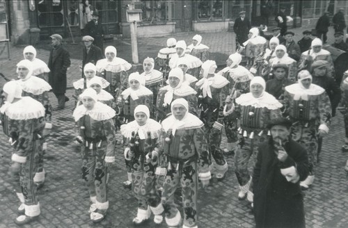 Binche 1950 fête - binche, des