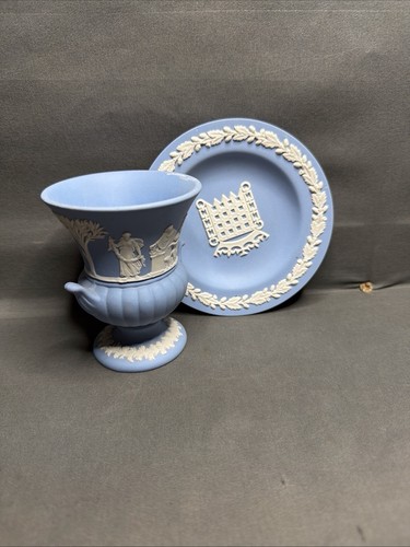 Antique wedgwood blue jasper - blue,