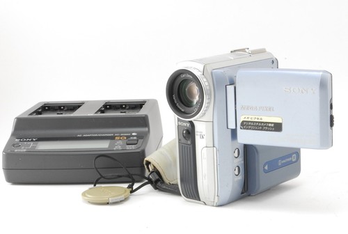 Sale mint sony handycam - [n,