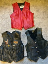 Moto Vest Lot of 3 w/ VTG 90s Harley Davidson leather vest sz. M patch and pins