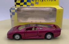 Jaguar XJ 220 Maisto, échelle