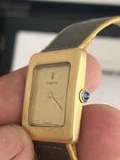 Révisée CORUM Montre Ingot