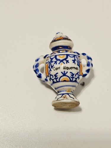Miniature céramique urne