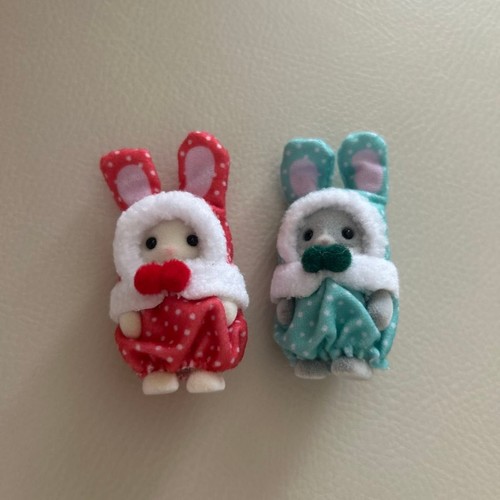 Déguisement lapin coloré des