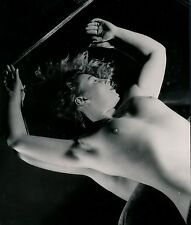 Paul Coze - Nude c. 1950 - Pose Studio - DIV1358
