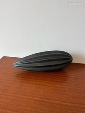 Sculpture en céramique Ikea