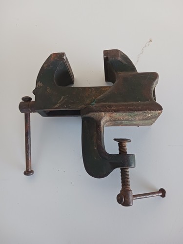 Ancien petit étau table - ancien,