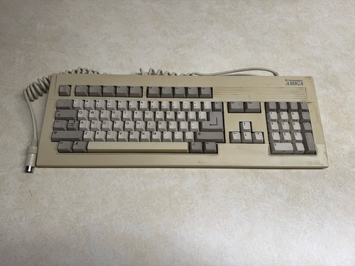 Commodore amiga a3000 wired - amiga,