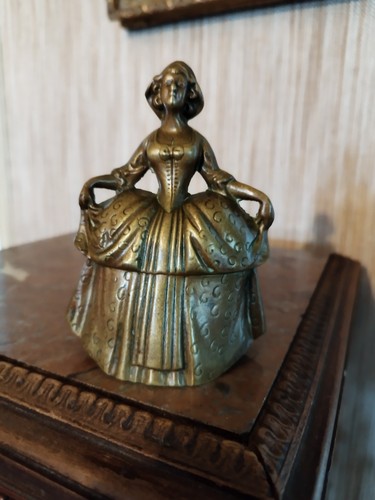Cloche table ancienne en - table,