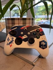 Rare Numbered FFF Xbox Séries Controller 1 Of 200