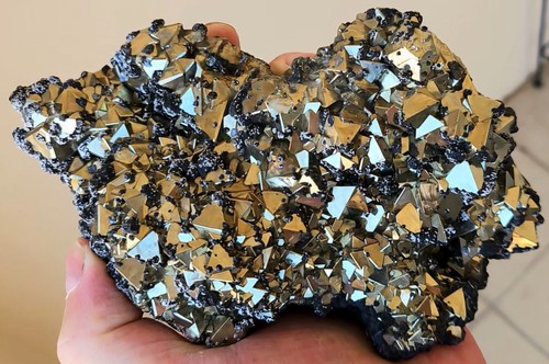 Top pyrite octaédrique - octaédrique, et