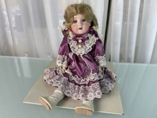 Poupée d'artiste ancienne