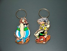 RARE ! 2 anciens porte-clefs -