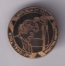 RARE PINS PIN'S ..  MUSIQUE MUSIC ROCK STAR JOHNNY HALLYDAY NATIONAL TOUR ~FZ