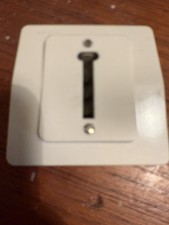 Prise téléphone LEGRAND NEPTUNE II Blanc crème, griffe