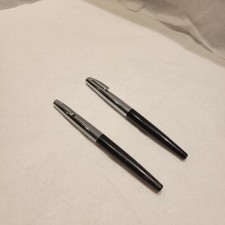 2 X Stylos plume Sheaffer noir