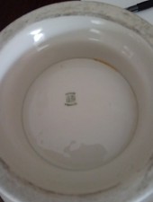 legumier en porcelaine ancien