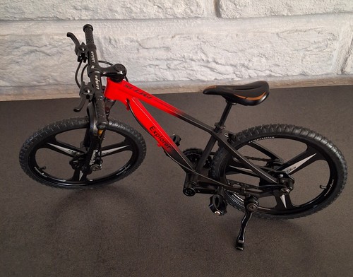 Vélo vtt miniature échelle - vtt,