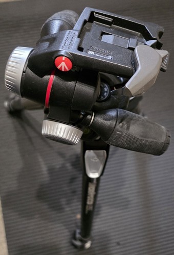 Trépied manfrotto 055 - manfrotto,