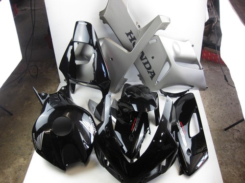 Honda cbr 1000 sc57 - cbr,