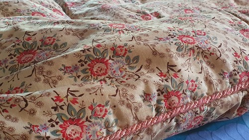 Grand edredon ancien - ancien,, en