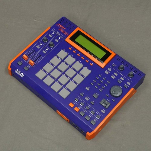 Akai mpc2500 sampler - mpc2500,