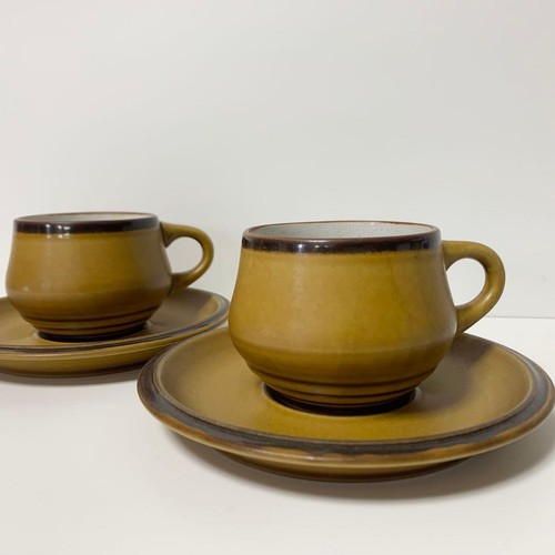 Lot soucoupes tasses en - de,