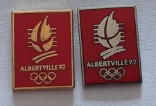 lot 2 pins differents jeux