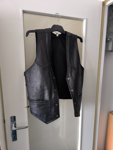 Gilet cuir indien - gilet, en