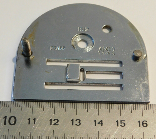 Cache plaque aiguille machine - cache,