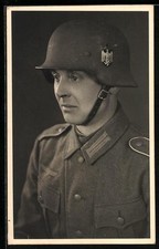 AK Soldat De L'Infanterie En