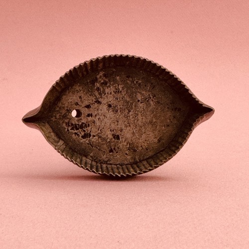 Emporte piece outil ancien