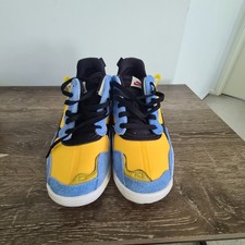 Chaussures Universel hommes Nike Jordan MA2 CV8122700 Jaune