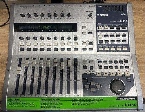 Yamaha 01x console - yamaha,