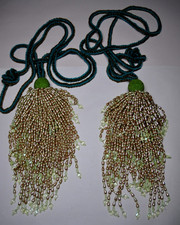 PAIRE D'EMBRASES ACCROCHES