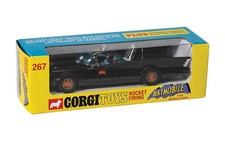 267 - Batmobile avec Batman et Robin de 1966 au 1/46 de CORGI COCRT26701