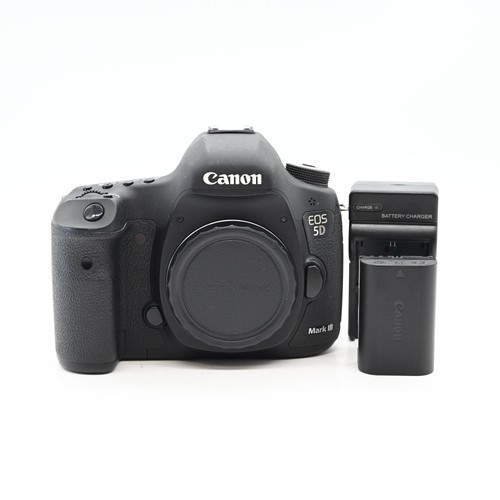 Canon eos mark - canon,