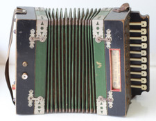 Accordéon François DEDENIS à Brive en Corrèze