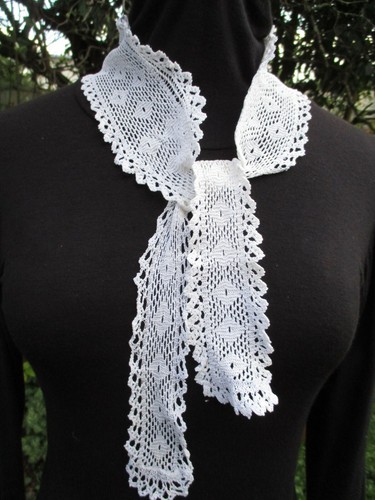 Col cravate fait main - , (tricot)