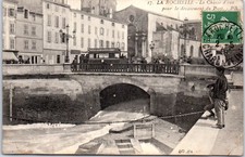17 LA ROCHELLE - the flush, devastation of the port