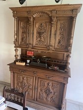 Buffet deux corps richement