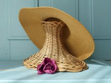 Ancien Porte chapeau griffé