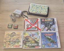Nintendo 3DS XL Édition Limitée The Year of Luigi + Chargeur + Pochette + Jeux