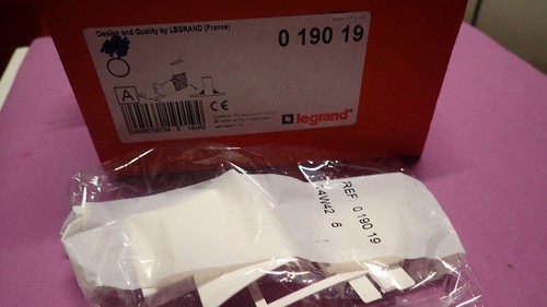 Legrand 19019 angle plat a - angle,