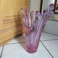 BEAU VASE EN CRISTAL DE COULEUR, VAL SAINT LAMBERT