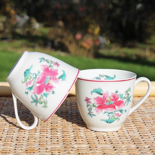 Paire tasses porcelaine - de,
