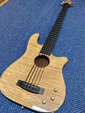 Carvin AC-50 (fretless)