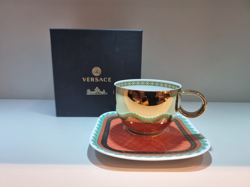 Paire tasse soucoupe - et,