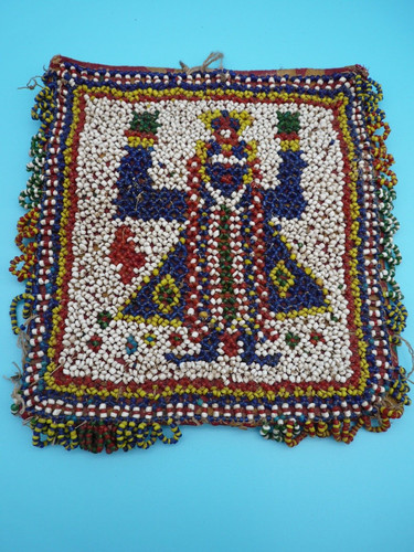 Ancien tissu brodé perles - brodé,